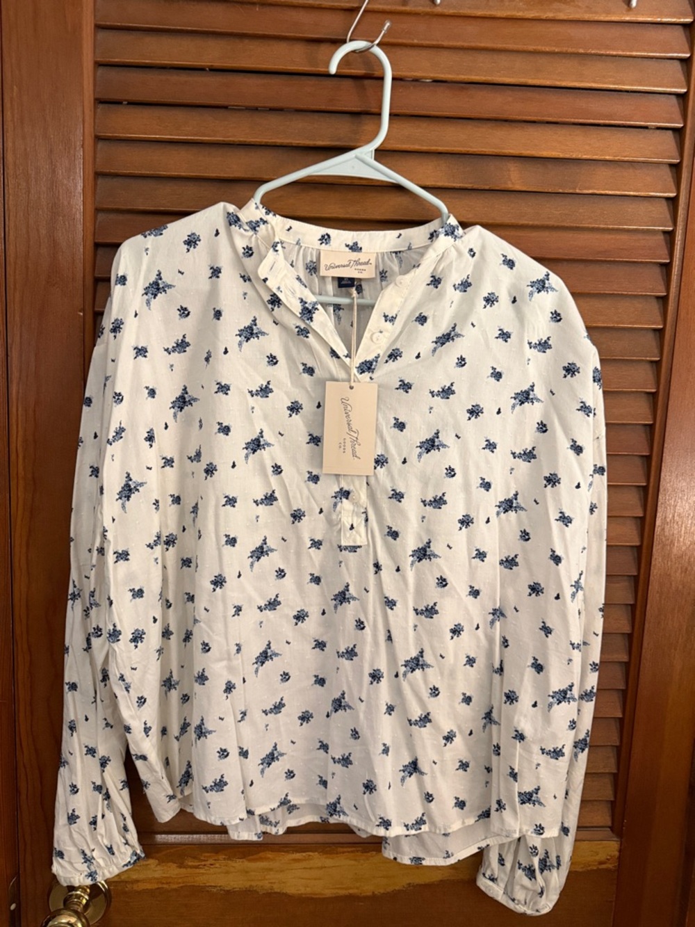 Universal Thread White Blouse with Navy Floral pattern